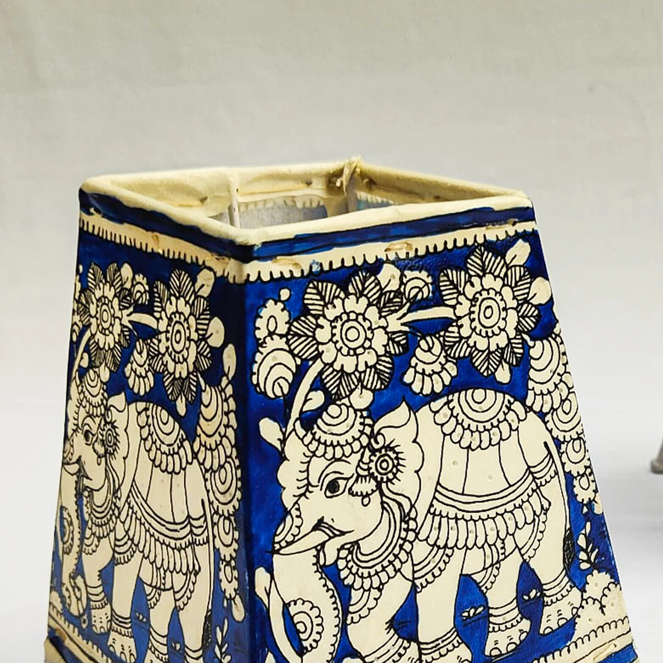 Combo : Floral & Fauna lampshades