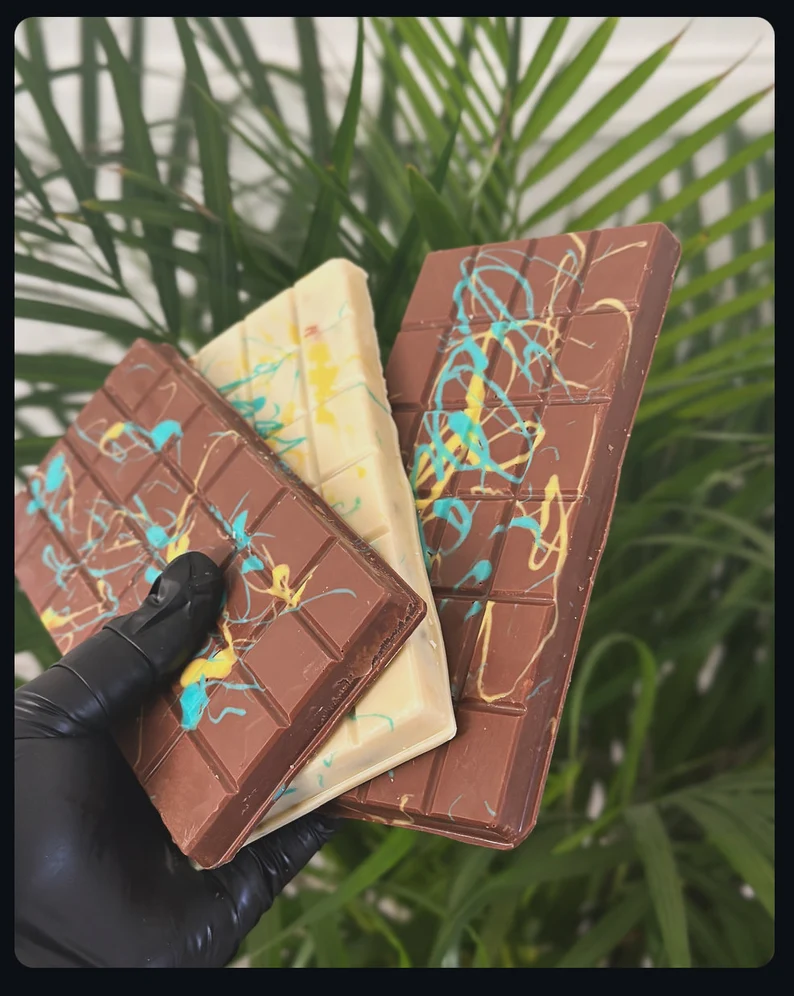 Kunafa Chocolate Bar