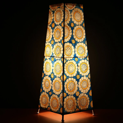 Chamomile Leather Lamp