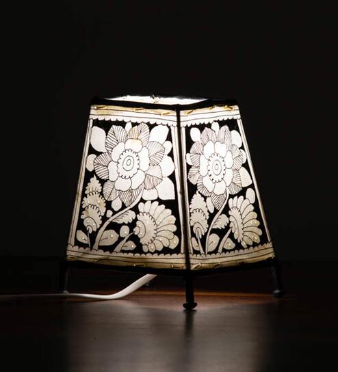 Black flower Leather Lamp